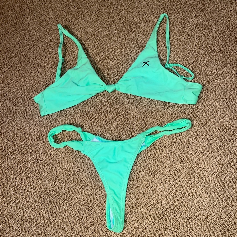 Boutine LA bikini